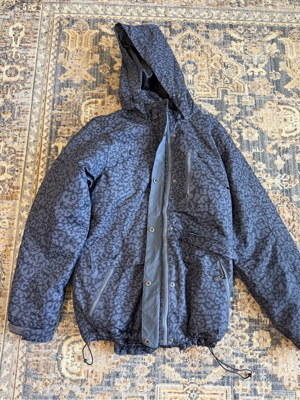 Arctix Women's Hooded Puffer Jacket in Dark Navy Leopard